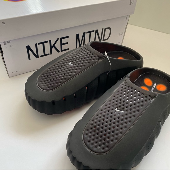 Nike Mind O01 Slide